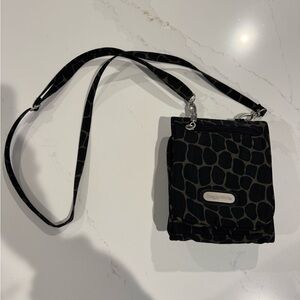 Baggallini Giraffe print Crossbody Bag